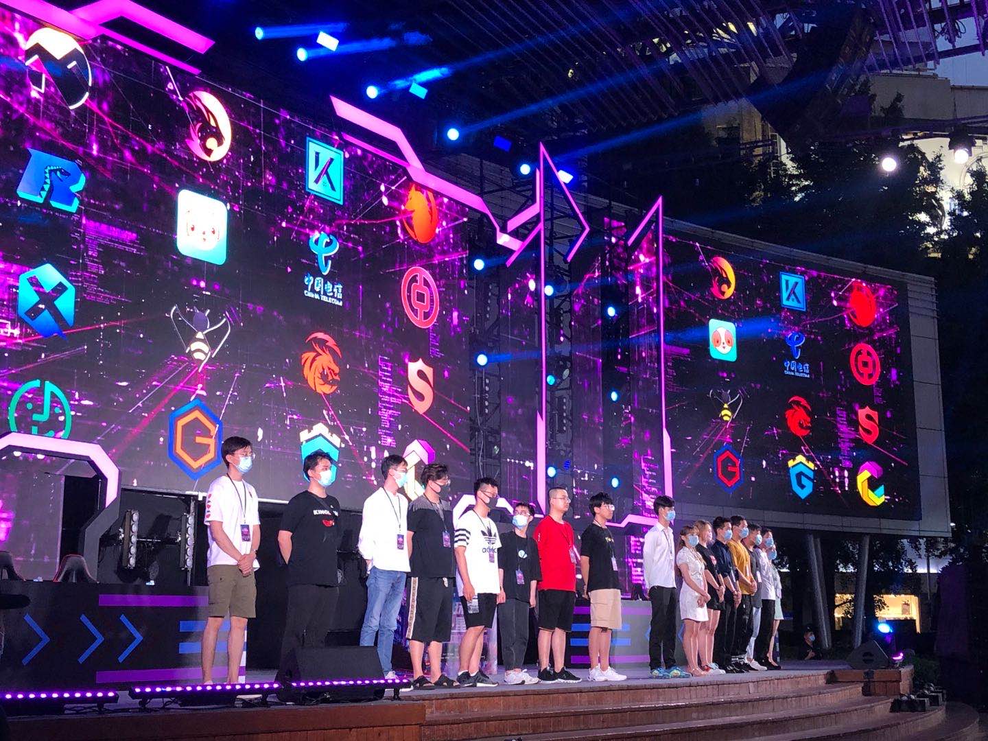 张时刻往往 张时刻往往