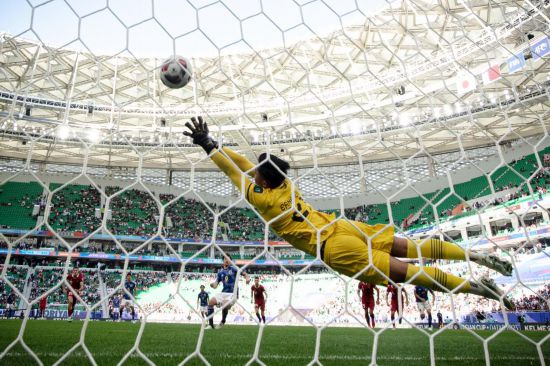 展现了他绝 展现了他绝